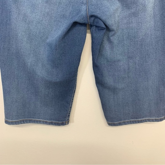 Democracy Shorts 8 Bermuda Demin Ab Solution  Slimming Stretch Blue Capri Travel - Picture 5 of 11